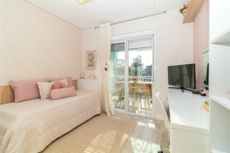Casa à venda com 4 quartos, sendo 3 suítes, no condomínio Palm Hill North, São Paulo - SP