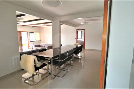 Chácara à venda com 6 quartos, sendo 4 suítes,  em Pinheirinho, Vinhedo, SP