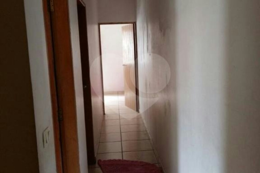Sobrado à venda com 3 quartos, sendo 1 suíte, em Tremembé, São Paulo, SP