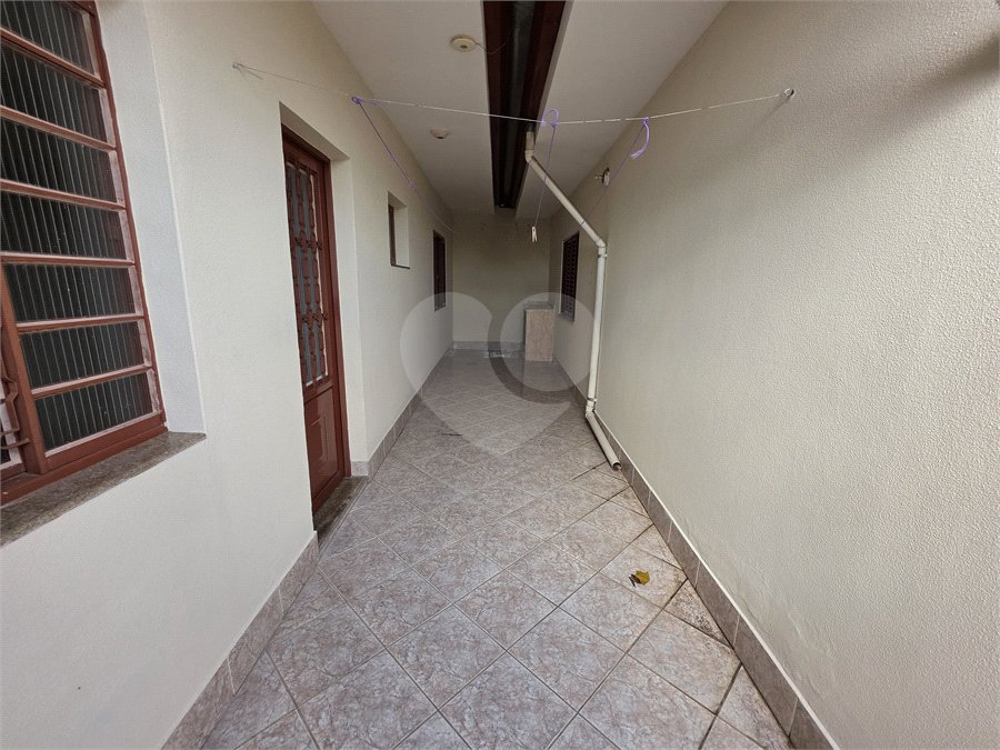 Casa à venda com 4 quartos, sendo 2 suítes,  em Vila Espírito Santo, Sorocaba, SP