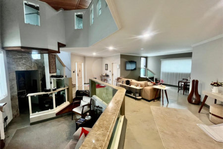 Casa à venda com 4 suítes em Vila Mazarino, Itapetininga, SP