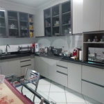 Casa à venda com 3 quartos, sendo 1 suíte, no condomínio Algarve Residencial, São Paulo - SP