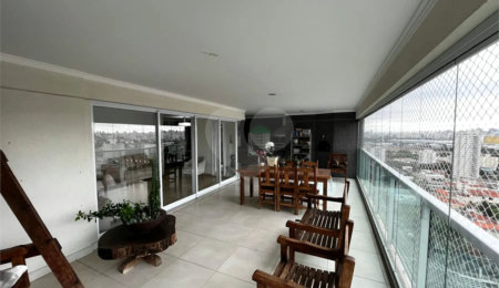 Apartamento à venda com 3 suítes em Santana, São Paulo, SP