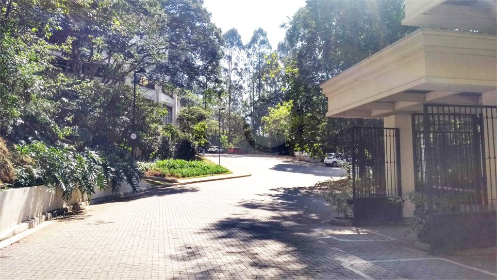 Apartamento à venda com 3 suítes em Jardim Marajoara, São Paulo, SP
