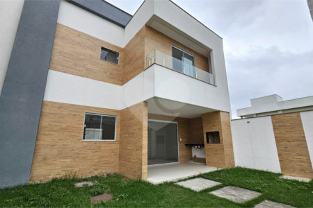 Casa à venda com 4 quartos, sendo 3 suítes, no condomínio Grand Park, Rio de Janeiro - RJ