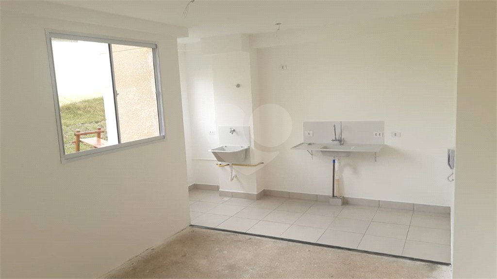 Apartamento à venda com 1 quarto em Jardim Casa Branca, Suzano, SP