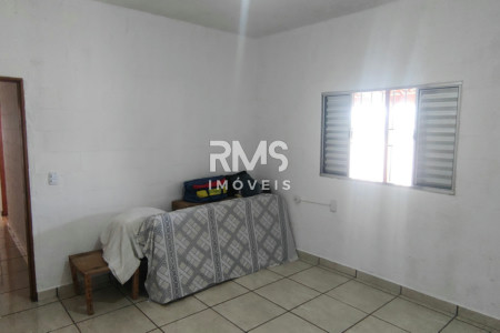 Chácara à venda com 2 quartos, sendo 1 suíte, em Aboboras, Laranjal Paulista, SP