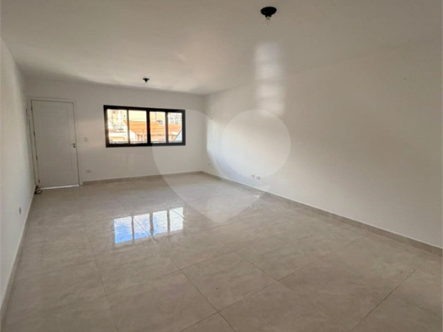 Casa à venda ou para alugar com 3 quartos, sendo 1 suíte,  em Parada Inglesa, São Paulo, SP