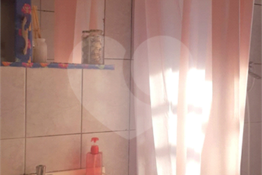 Sobrado à venda com 5 quartos, sendo 2 suítes, em Horto, São Paulo, SP