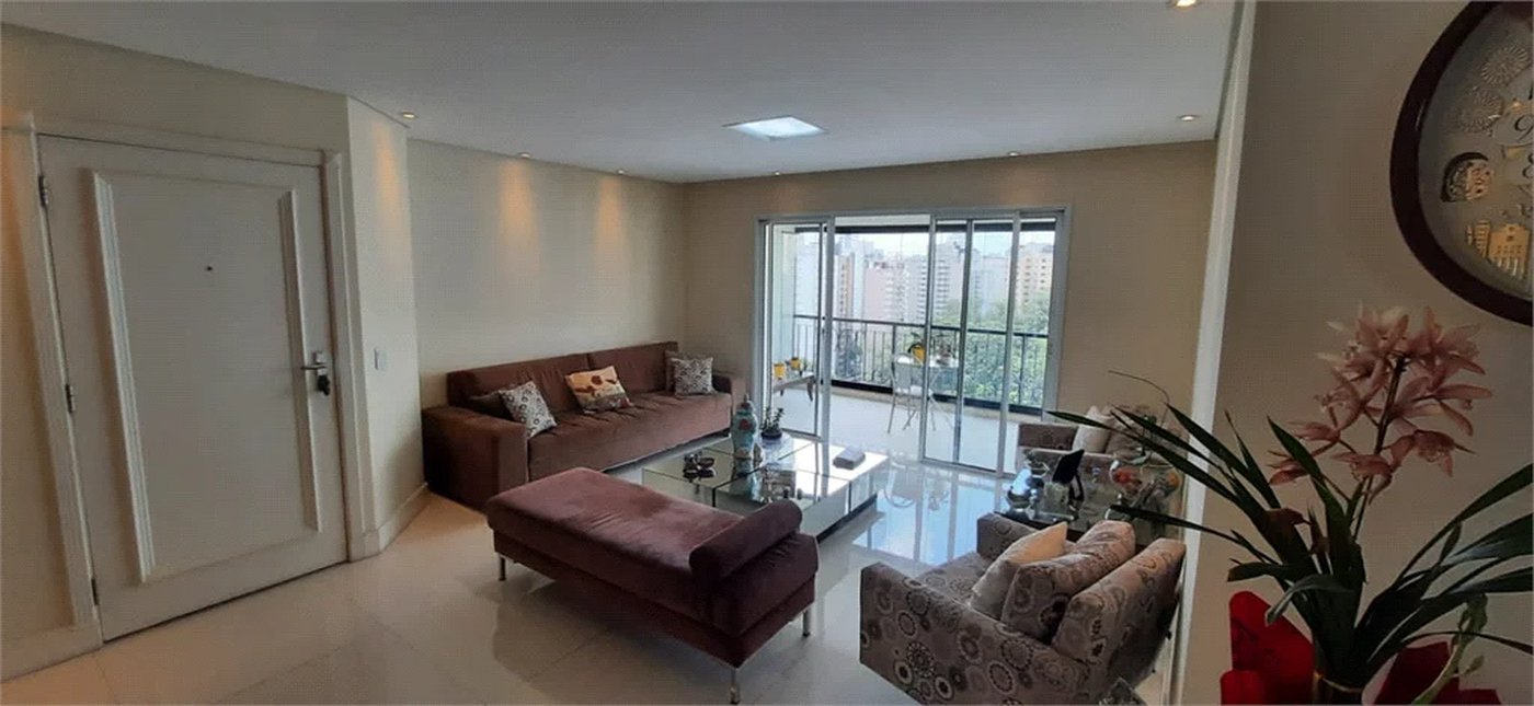 Apartamento à venda com 4 quartos, sendo 3 suítes,  em Cidade Monções, São Paulo, SP
