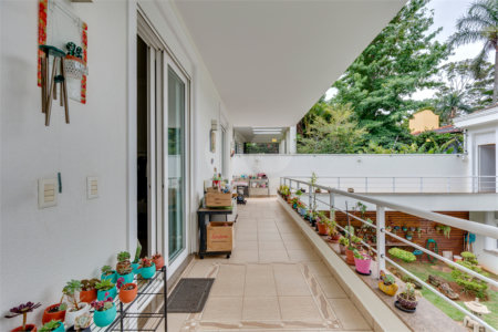 Casa à venda com 2 suítes em Alto da Boa Vista, São Paulo, SP