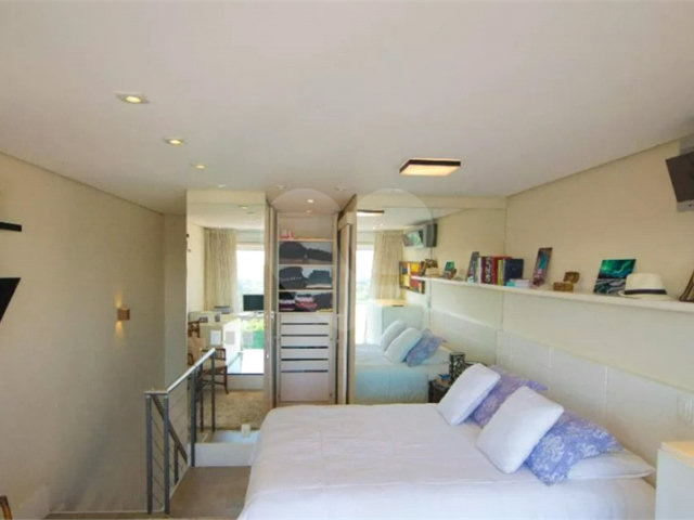 Apartamento à venda com 2 quartos, sendo 1 suíte,  em Vila Mariana, São Paulo, SP