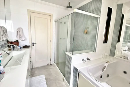 Apartamento à venda com 4 quartos, sendo 3 suítes,  em Vila Suzana, São Paulo, SP