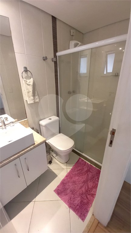 Sobrado à venda com 3 suítes em Vila Nivi, São Paulo, SP