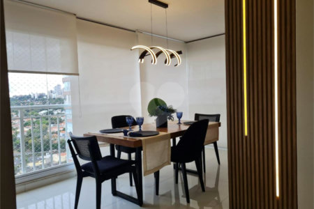 Apartamento à venda com 3 quartos, sendo 1 suíte,  em Vila Anastácio, São Paulo, SP