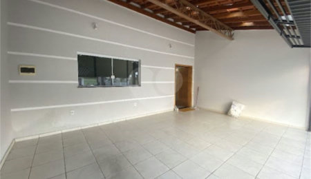 Casa à venda com 4 quartos, sendo 2 suítes,  em Jardim Santa Marta III, Salto, SP