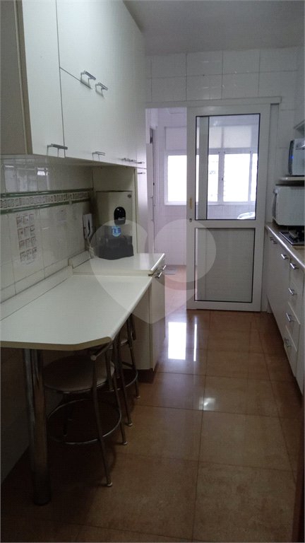 Apartamento à venda com 3 quartos, sendo 1 suíte,  em Vila Mariana, São Paulo, SP