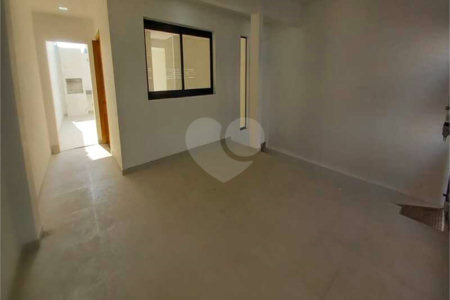 Sobrado à venda com 3 quartos, sendo 1 suíte, em Santa Terezinha, São Bernardo do Campo, SP