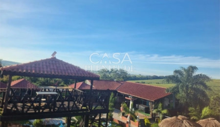 Sítio à venda com 6 quartos, sendo 2 suítes,  em Área Rural de Alambari, Alambari, SP