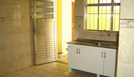 Sobrado à venda com 3 quartos, sendo 1 suíte, em Braz Cubas, Mogi das Cruzes, SP