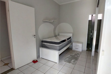 Casa à venda com 3 quartos, sendo 2 suítes, no Centro, Bom Jesus dos Perdões, SP