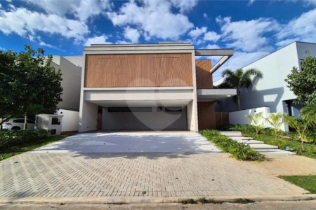 Casa à venda com 5 suítes no condomínio Alphaville Nova Esplanada 3, Votorantim - SP