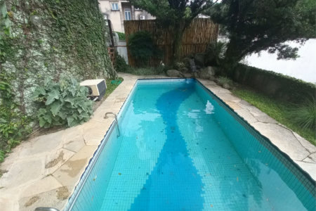 Sobrado à venda com 4 quartos, sendo 2 suítes,  em Fazenda Morumbi, São Paulo, SP