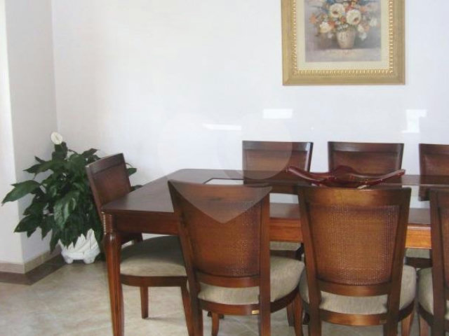 Sobrado à venda com 4 quartos, sendo 2 suítes,  em Horto Florestal, São Paulo, SP