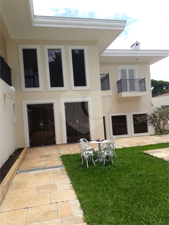 Casa à venda ou para alugar com 5 suítes em Jardim Leonor, São Paulo, SP