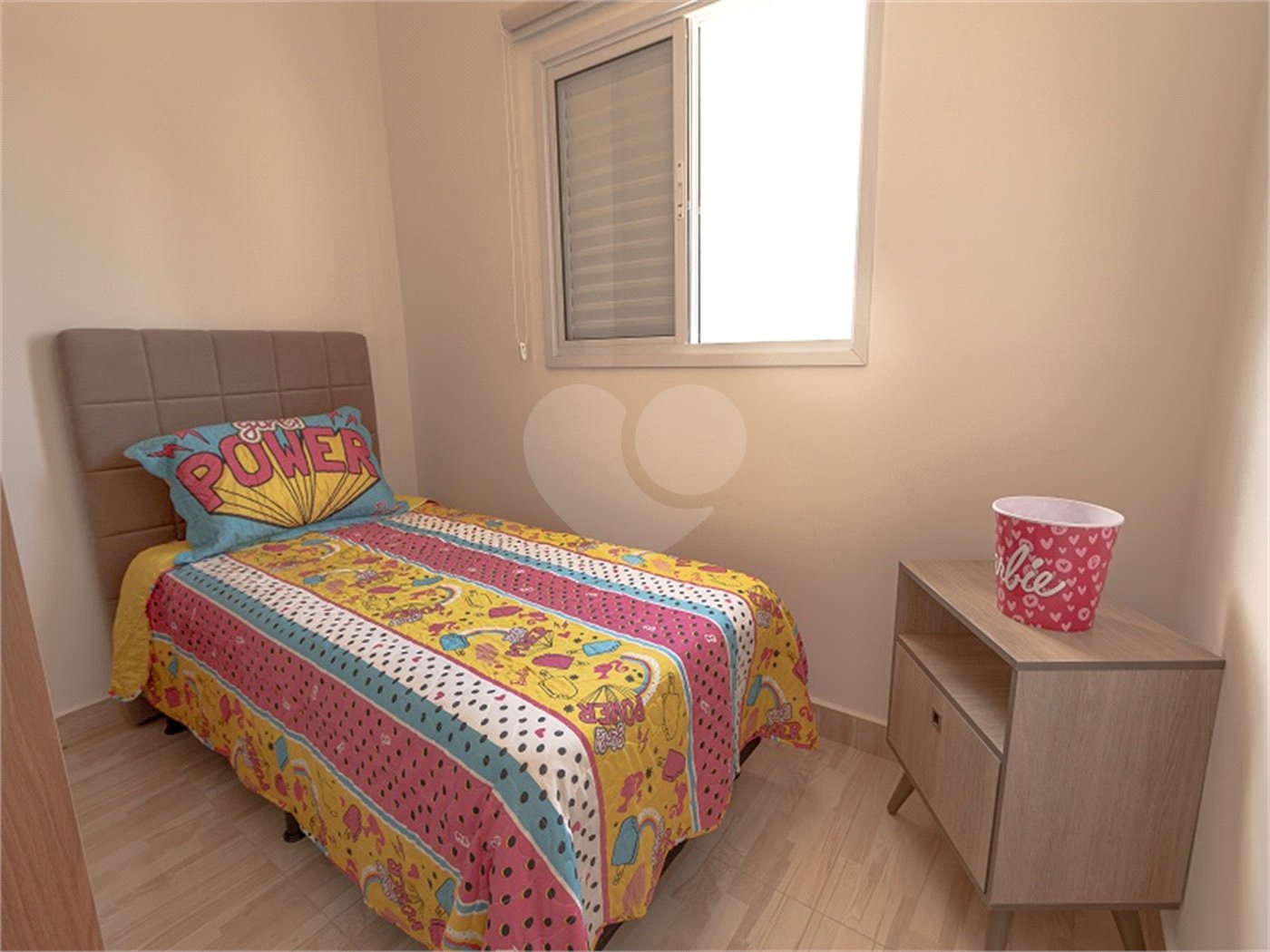 Casa à venda com 3 quartos, sendo 1 suíte, no condomínio Residencial Américo de Figueiredo, Sorocaba - SP