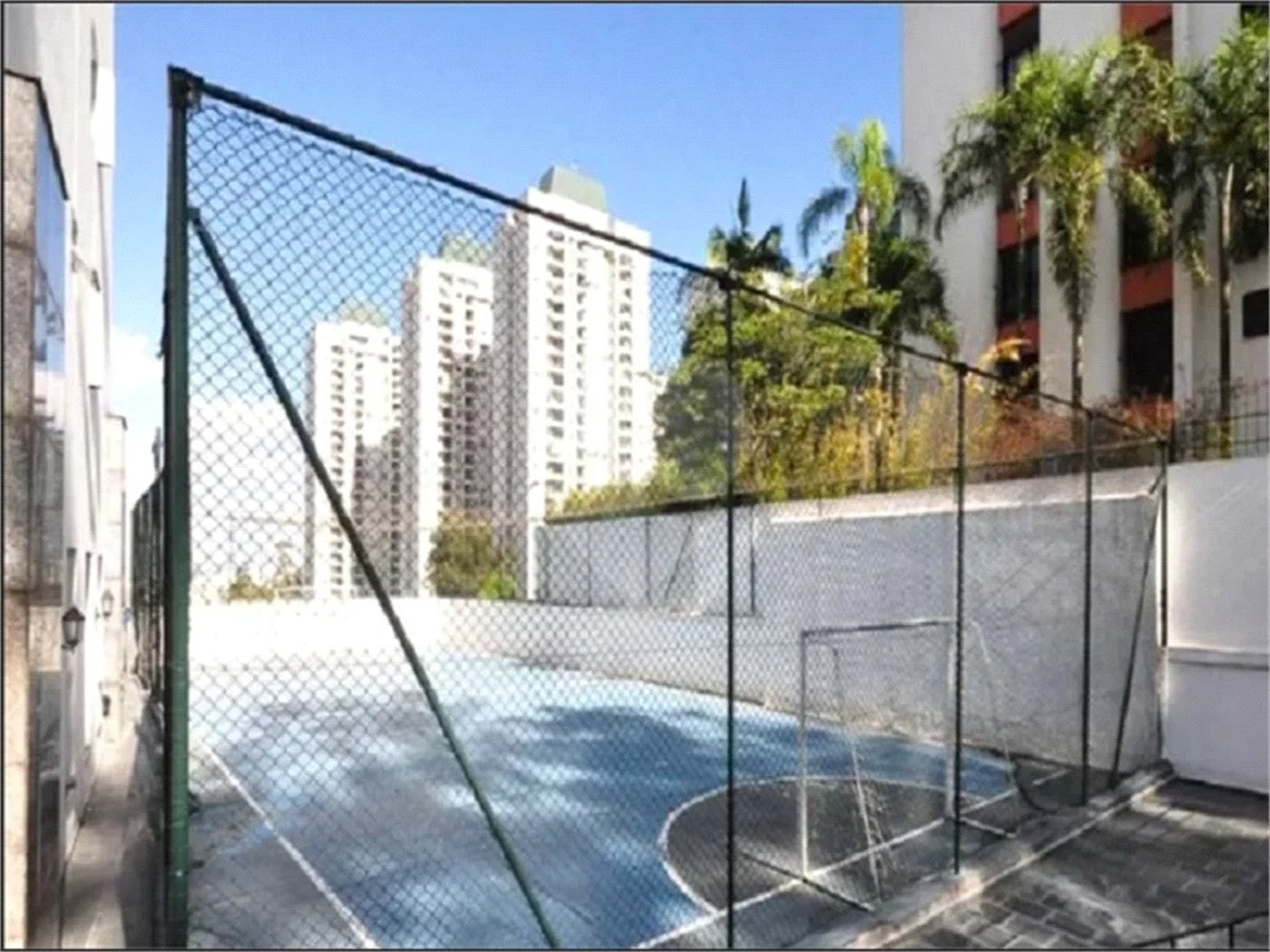 Apartamento à venda com 3 quartos, sendo 1 suíte,  em Vila Andrade, São Paulo, SP