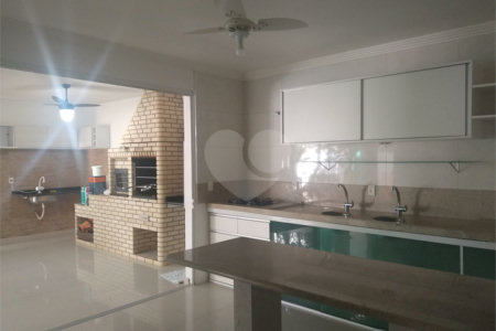 Casa à venda com 4 quartos, sendo 3 suítes, no condomínio Ibiti Royal Park, Sorocaba - SP