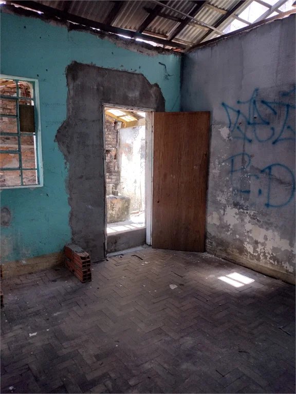 Sobrado à venda ou para alugar com 4 quartos em Vila Madalena, São Paulo, SP