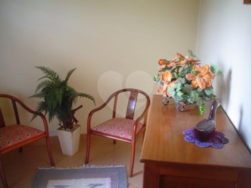 Sobrado à venda com 4 quartos, sendo 3 suítes, em Jardim São Bento, São Paulo, SP