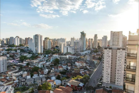 Apartamento à venda na Vila Mariana, 63 m², 2 dormitórios sendo 1 suíte, sacada, 2 vagas