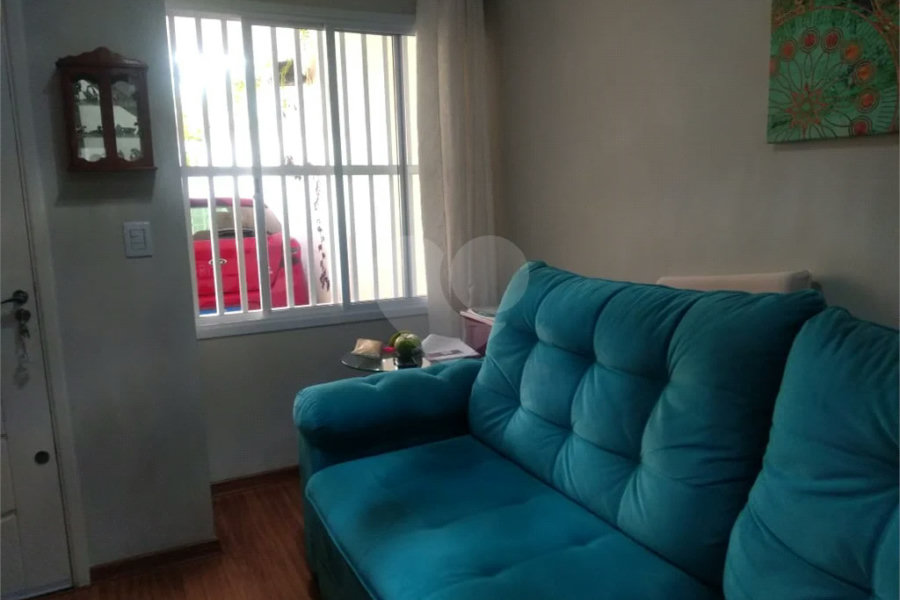 Sobrado 3 Dormitórios (sendo 1 suíte), 2 Vagas a 700 metros do Largo de Vila Zelina