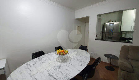 Apartamento à venda com 3 quartos, sendo 1 suíte,  em Vila Bertioga, São Paulo, SP