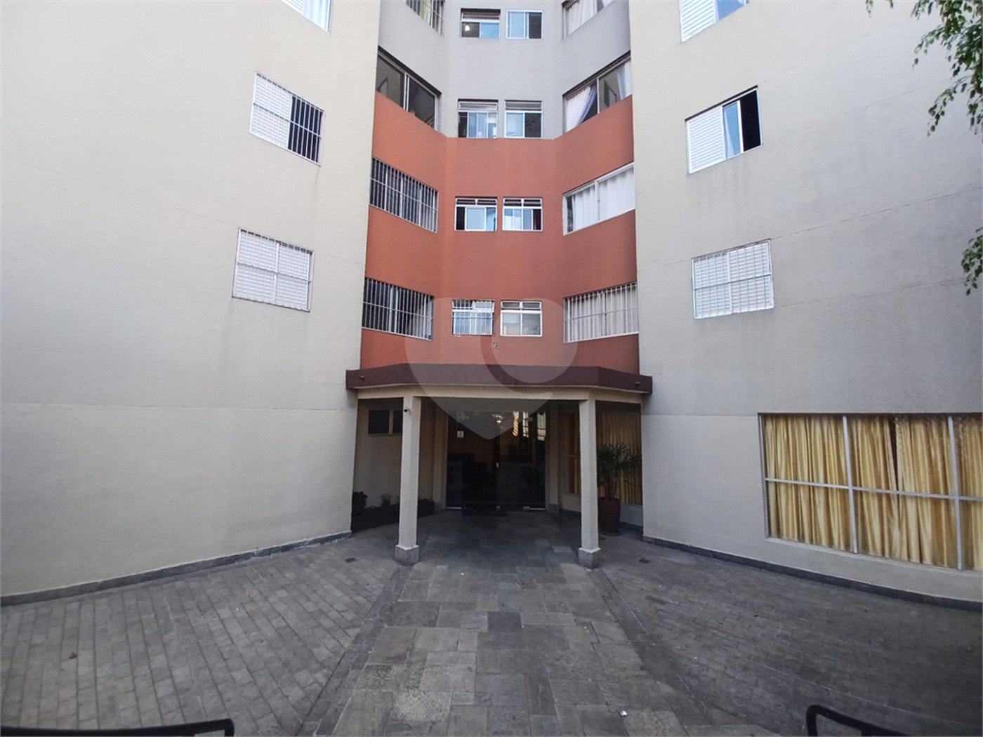 Apartamento à venda com 2 quartos em Vila Erna, São Paulo, SP