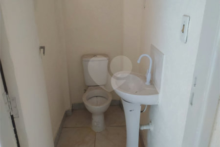 Prédio à venda em Santa Teresinha, São Paulo, SP