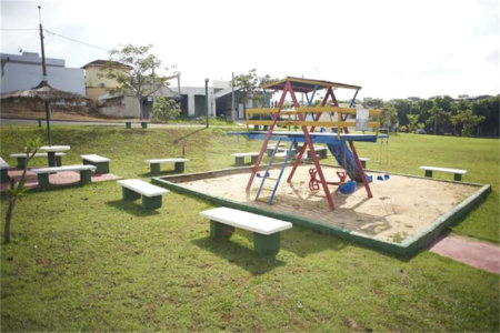 Terreno à venda com 1 suíte no condomínio Residencial Raizes, Paulínia - SP