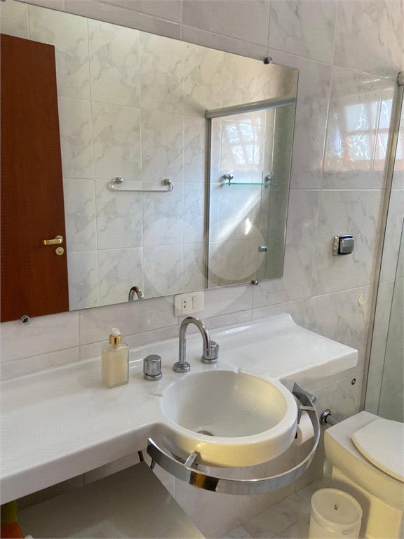 Casa à venda com 4 quartos, sendo 2 suítes, no condomínio Monte Belo, Salto - SP
