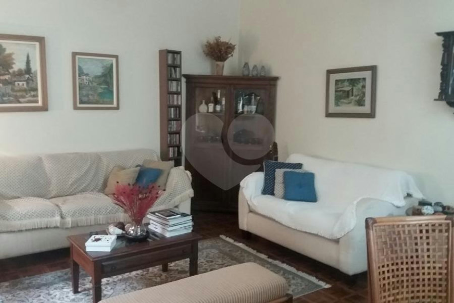 Sobrado à venda com 4 quartos, sendo 1 suíte, em Santana, São Paulo, SP