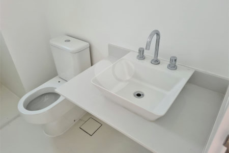 Apartamento à venda com 3 suítes em Vila Clementino, São Paulo, SP