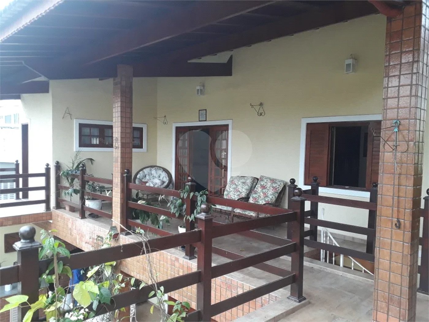 Sobrado à venda com 6 quartos, sendo 5 suítes, em Tremembé, São Paulo, SP
