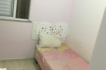 Sobrado à venda com 3 quartos, sendo 1 suíte, em Jardim Ana Rosa, São Paulo, SP