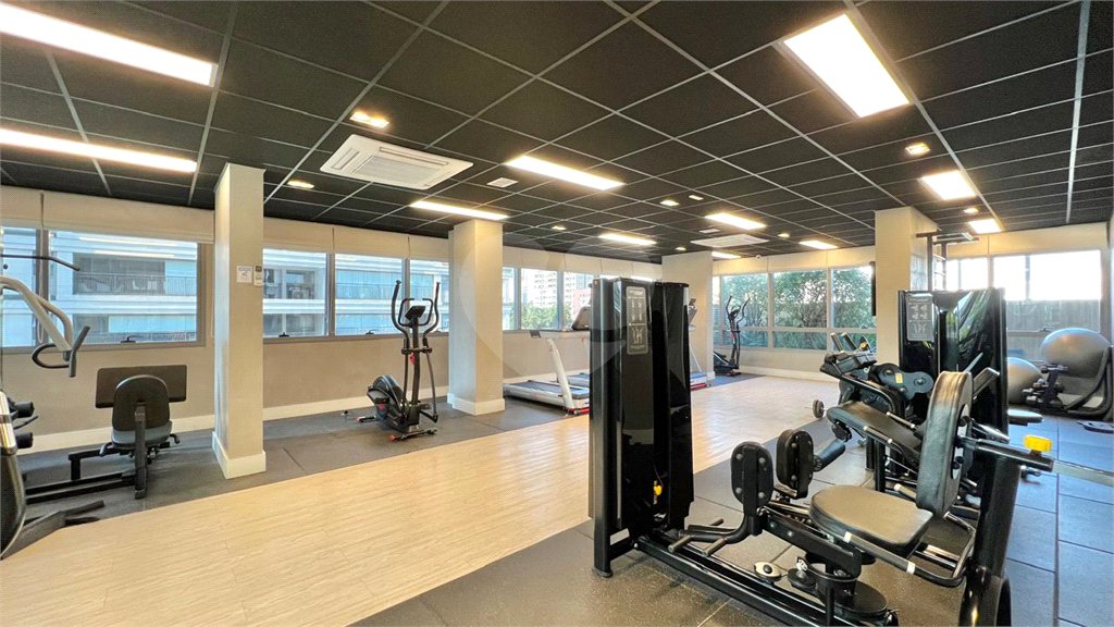 Apartamento à venda com 1 quarto em Santo Amaro, São Paulo, SP