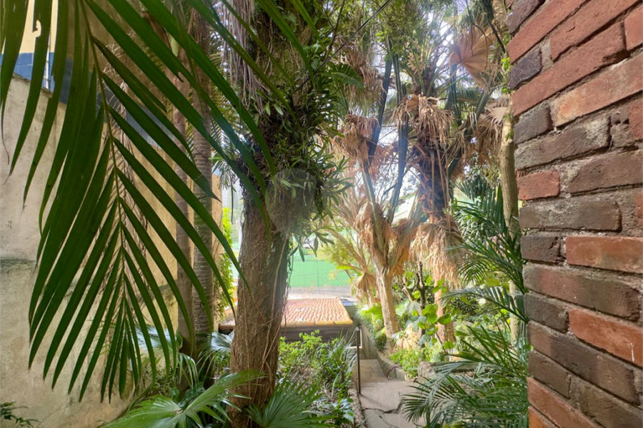 Casa à venda com 3 quartos em Horto, São Paulo, SP