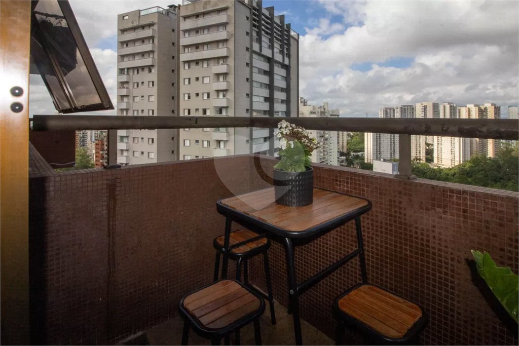 Duplex à venda com 2 suítes em Jardim Londrina, São Paulo, SP