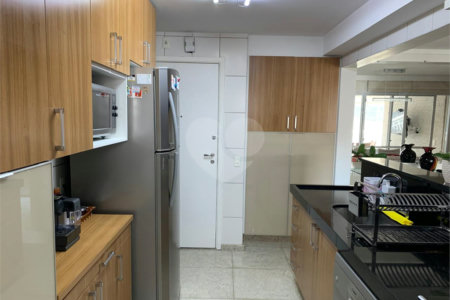Apartamento à venda com 4 quartos, sendo 3 suítes, em Chácara Santo Antônio (zona Sul), São Paulo, SP