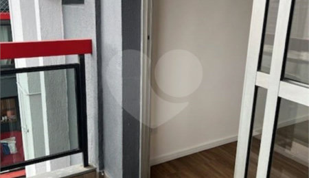 Apartamento à venda com 2 quartos, sendo 1 suíte,  em Vila Olímpia, São Paulo, SP